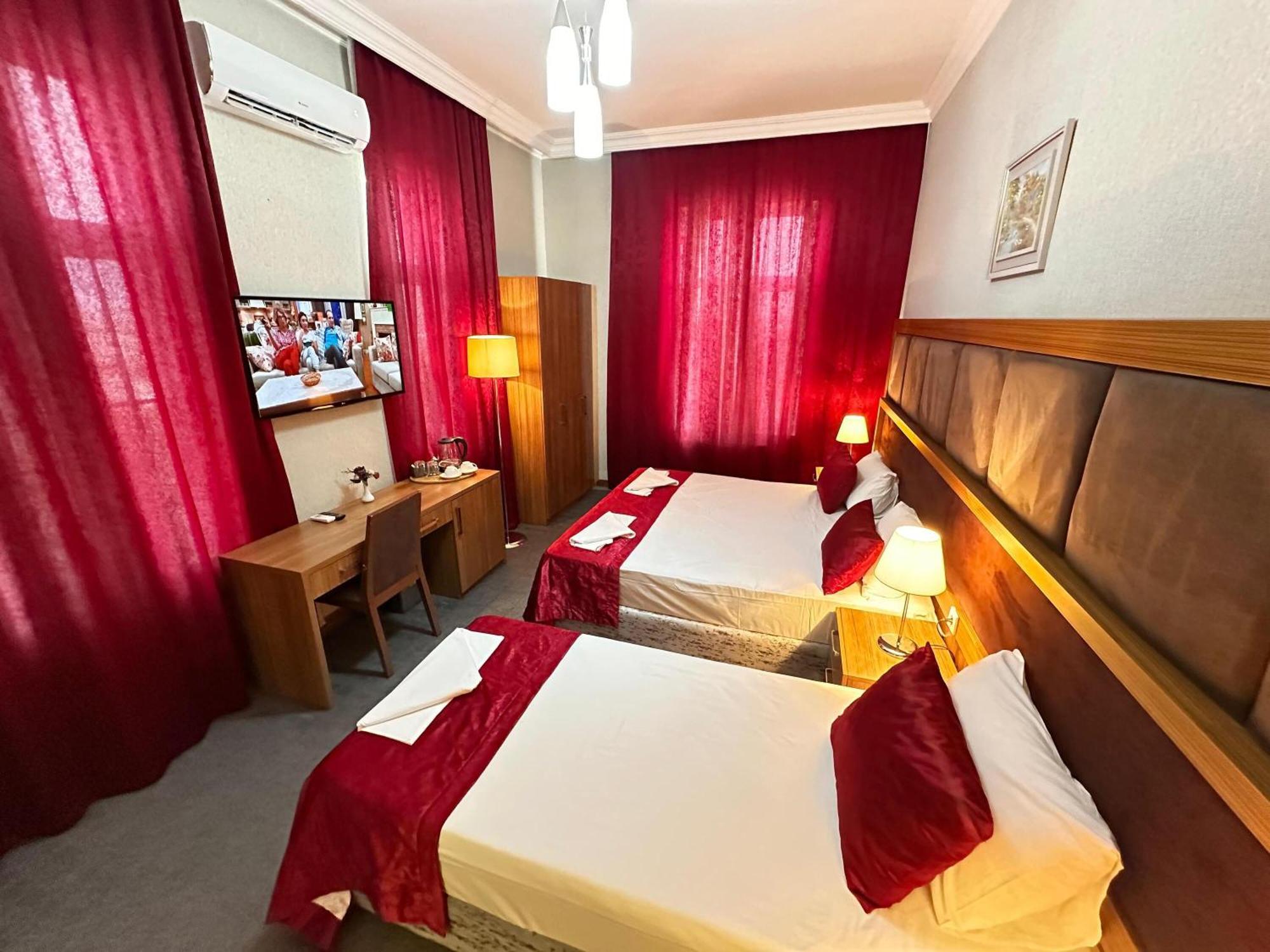 Turkiye Hotel Baku Room photo